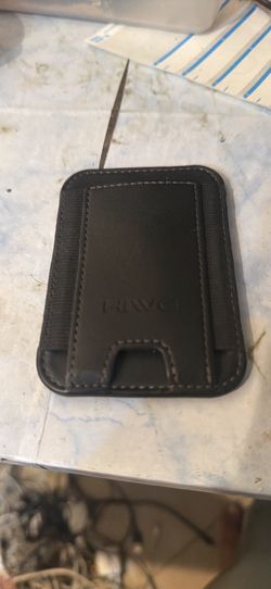 Hive MagSafe Wallet