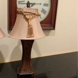 2 Lamps