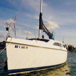 Sailboat Hunter 26