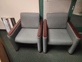FREE OFFICE GUEST CHAIRS