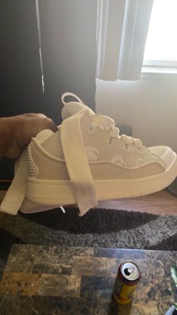 Lanvin curds size
