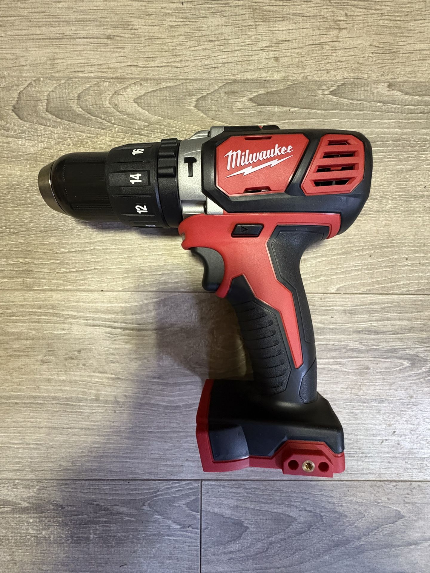 Milwaukee M18 18V Lithium-Ion Cordless 1/2 in. Hammer Drill/Driver (Tool-Only)
