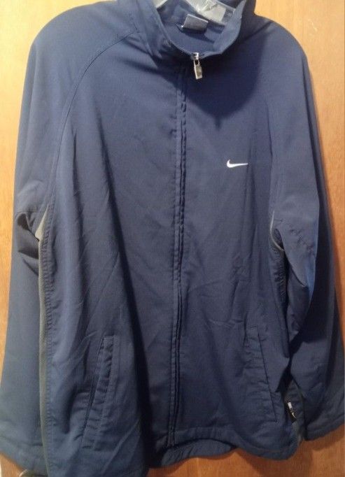 Nike 72 lightweight zipper up Navy blue jacket Men Large