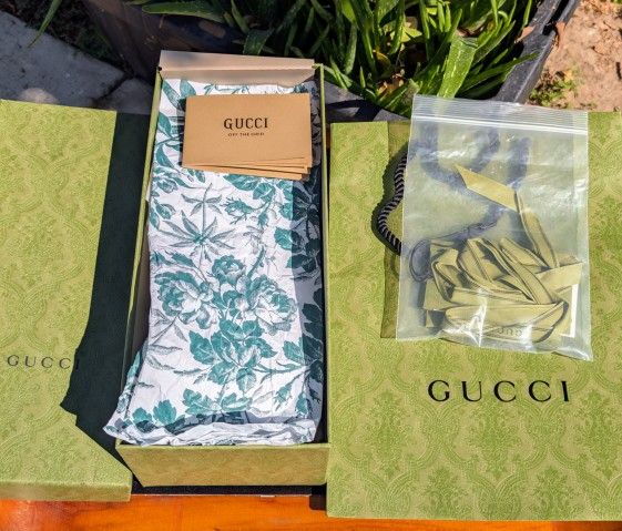 Gucci (empty) Green Embossed Shoe Box (12.5" x  5.5" x 4") + Ppr Shopping Bag, Ribbon & COA