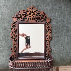 Beautiful mirror with shelf