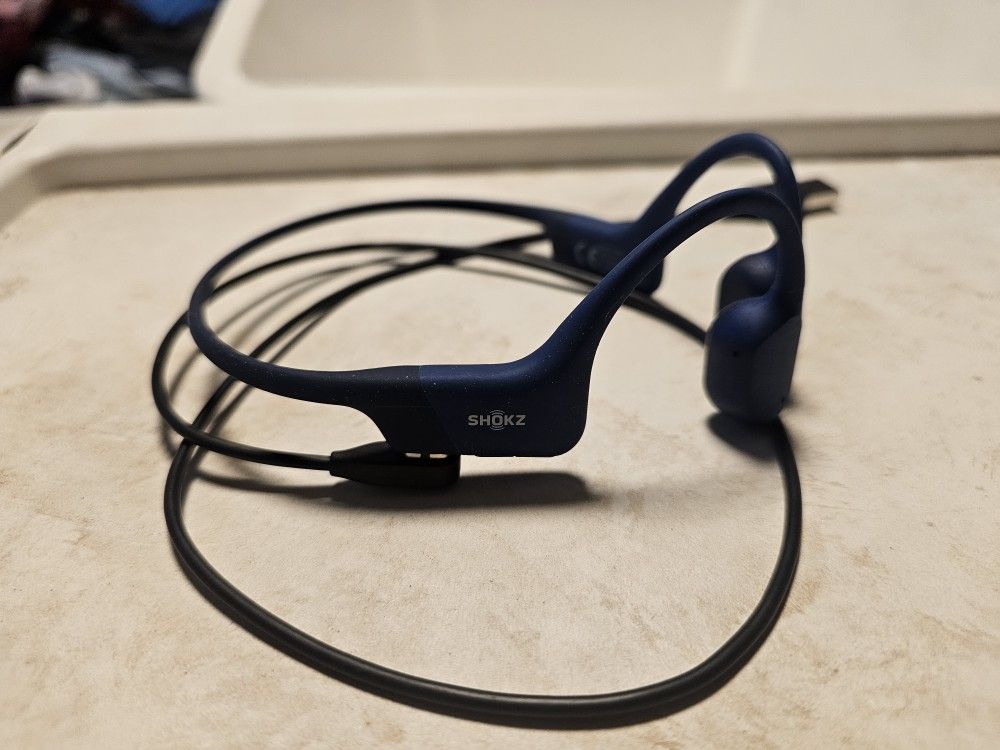 SHOKZ OpenRun Bluetooth Bone Conduction Headphones