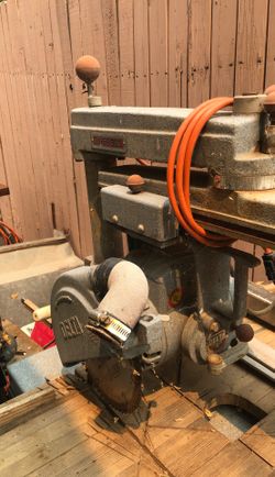Delta Rockwell 8-1/2” radial saw multi positions used
