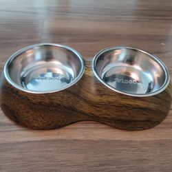 Frisco Stainless Steel Double Cat Bowls with Melamine Stand