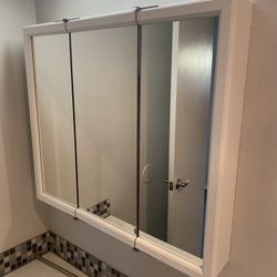 Bathroom Cabinet 