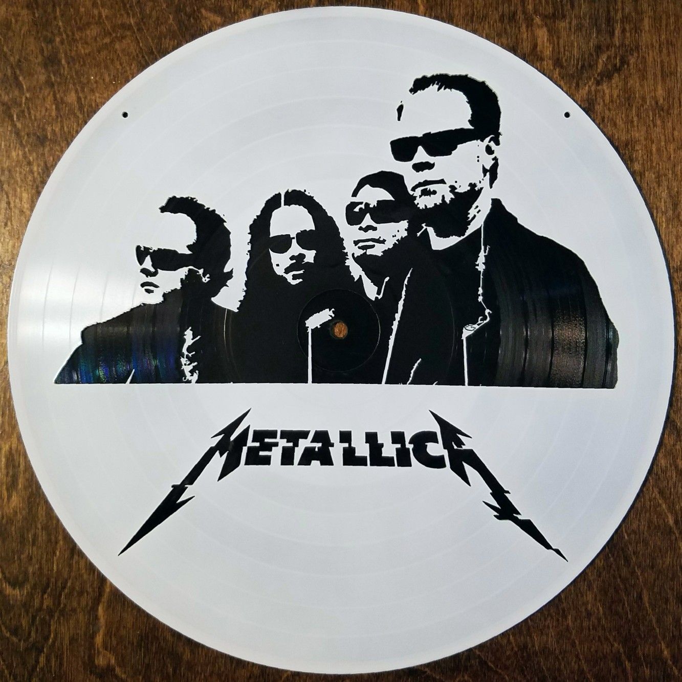 Laser cut vinyl record with current Metallica