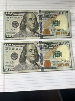 $100 Bill in Sequence