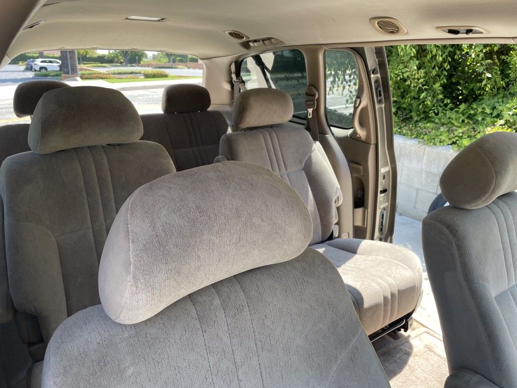 1998 Toyota Sienna