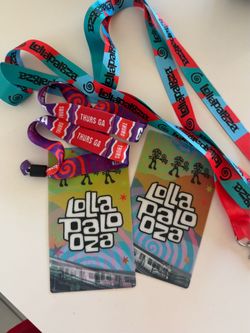 2 Thursday lolla wristbands