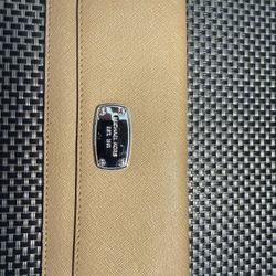 Women’s Michael Kors Wallet