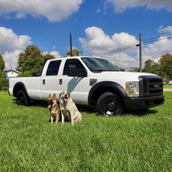 2009 Ford F-250 Super Duty Gasoline 4door Long Bed 8ft Hablo Espanol 