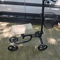 Knee Scooter
