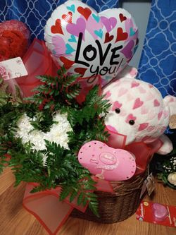 Heart Arrangements For Valentine Day