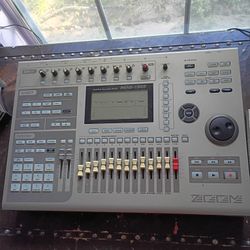 Zoom MultiTrak Recording Studio MRS 1608 Work Great With Earphones Radio Shack 