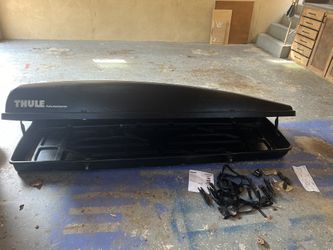Thule Adventurer Roofbox, great condition, 2ft wide x 7ft long