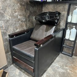 Shampoo Chair $125