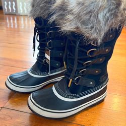 Sorel Women's Black Waterproof Faux Fur Lace-Up Snow Boots US Size 6