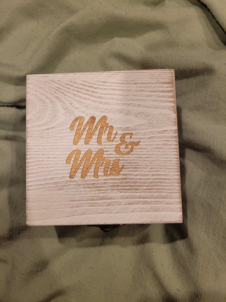 Ring Box