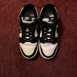 Nike Dunks 