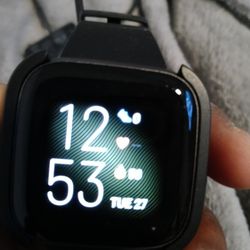 Fit Bit (Versa 2)