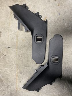 2014 FORD TAURUS POLICE INT. SIDE CENTER CONSOLE KICK TRIM PANELS