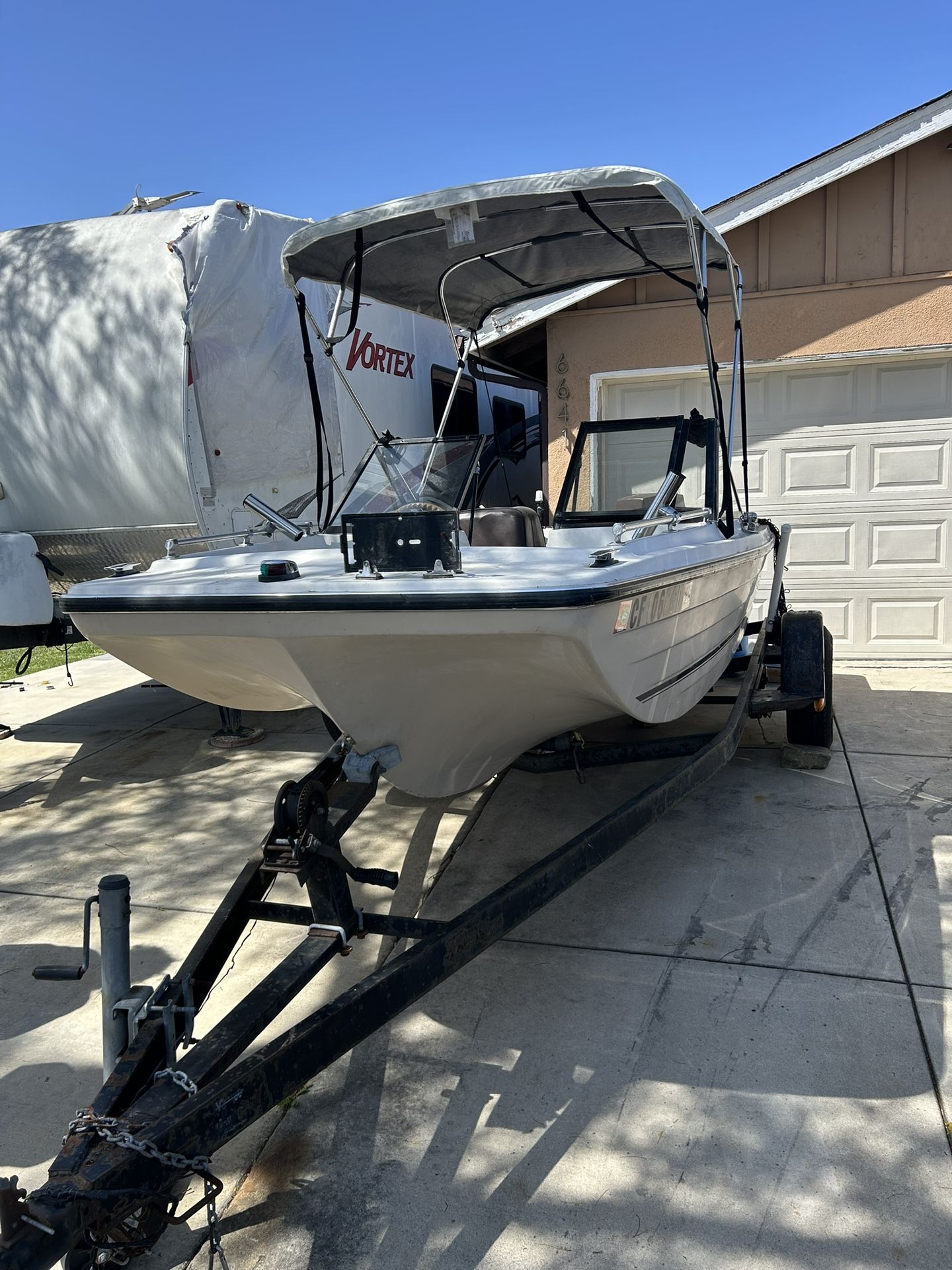 1977 Seaswirl boat