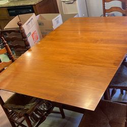 Wood Dinning Table And 5 Chairs