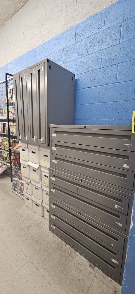Lateral Filing Cabinets with Keys