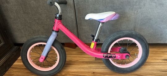 Giant balance bike