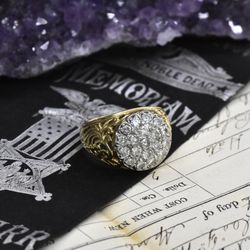 10k gold man’s cluster ring, size 11