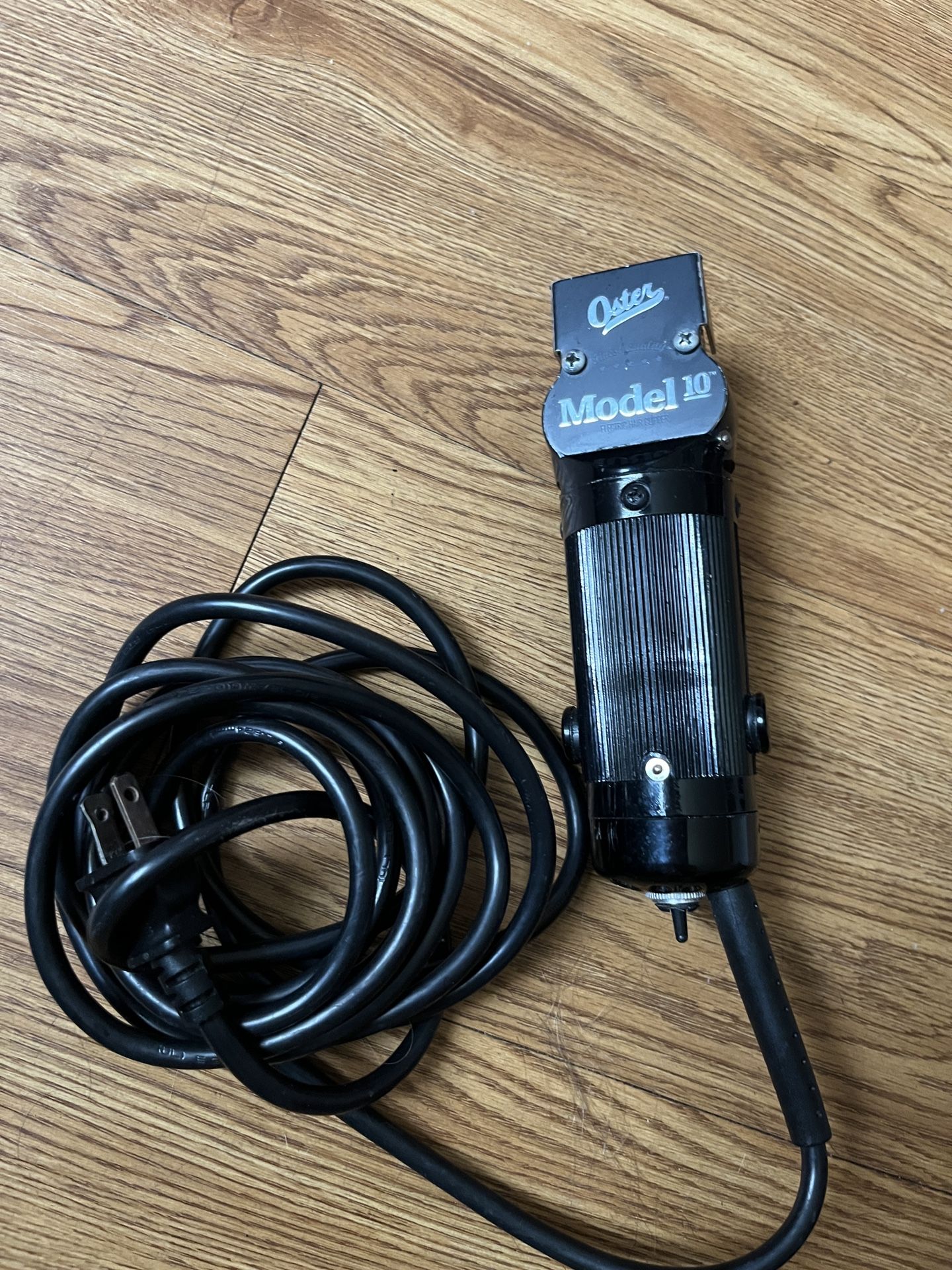 Oyster Model 10