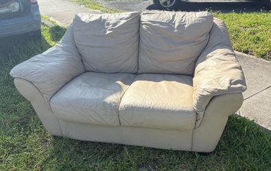 Free Couch - Sofa Gratis