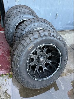 37" Toyo Tires 20" Rims 6 Lug Chevy GMC