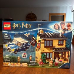 LEGO 75868: 4 Pivet Drive