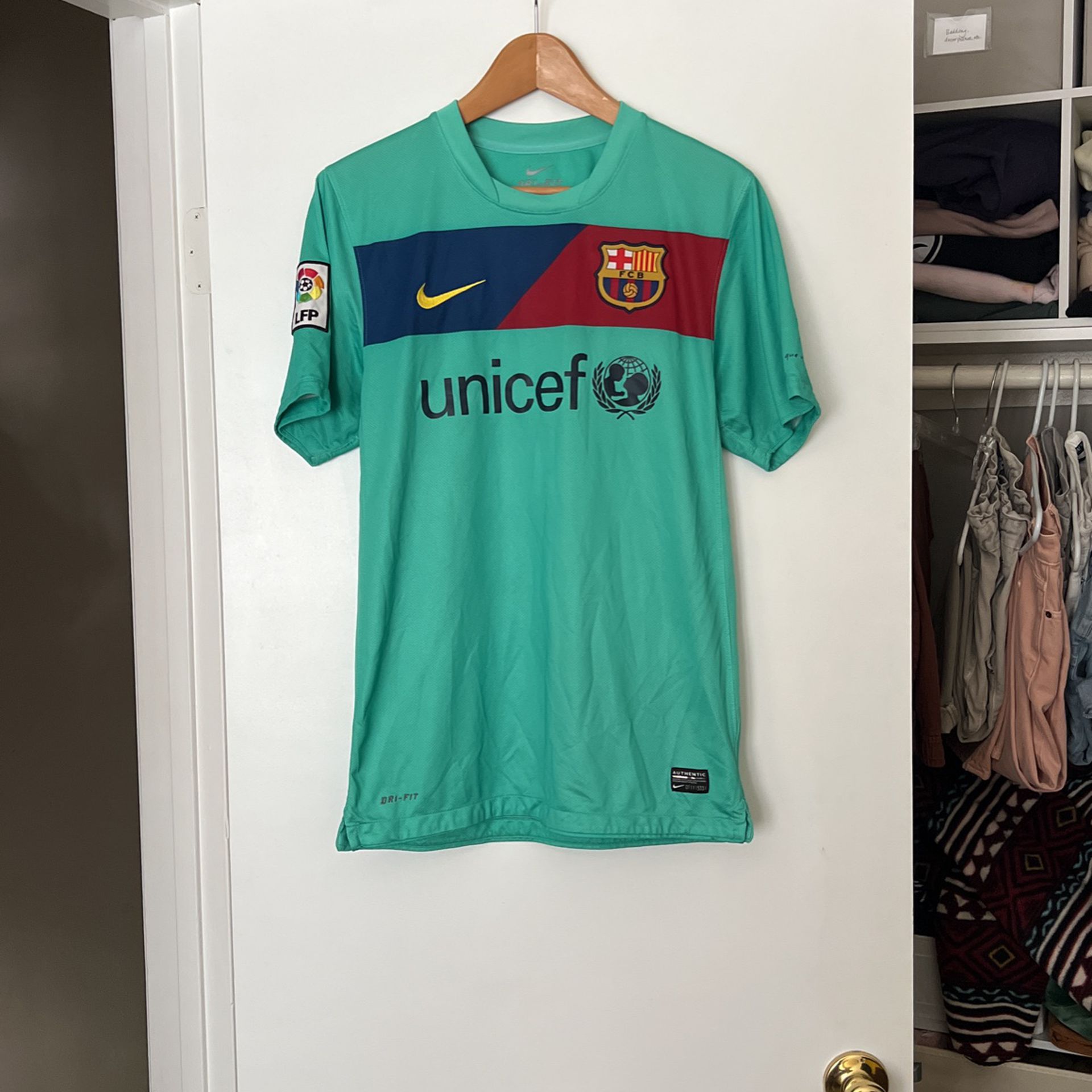 Soccer jersey vintage rare Barcelona size S