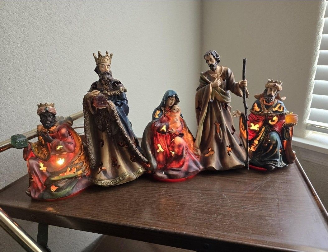 Vintage 2ft Ceramic Light Up Nativity Electric Christmas Decorations 