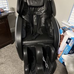 Massage CHAIR 