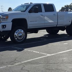 2015 GMC Sierra Denali 3500hd  Duramax 