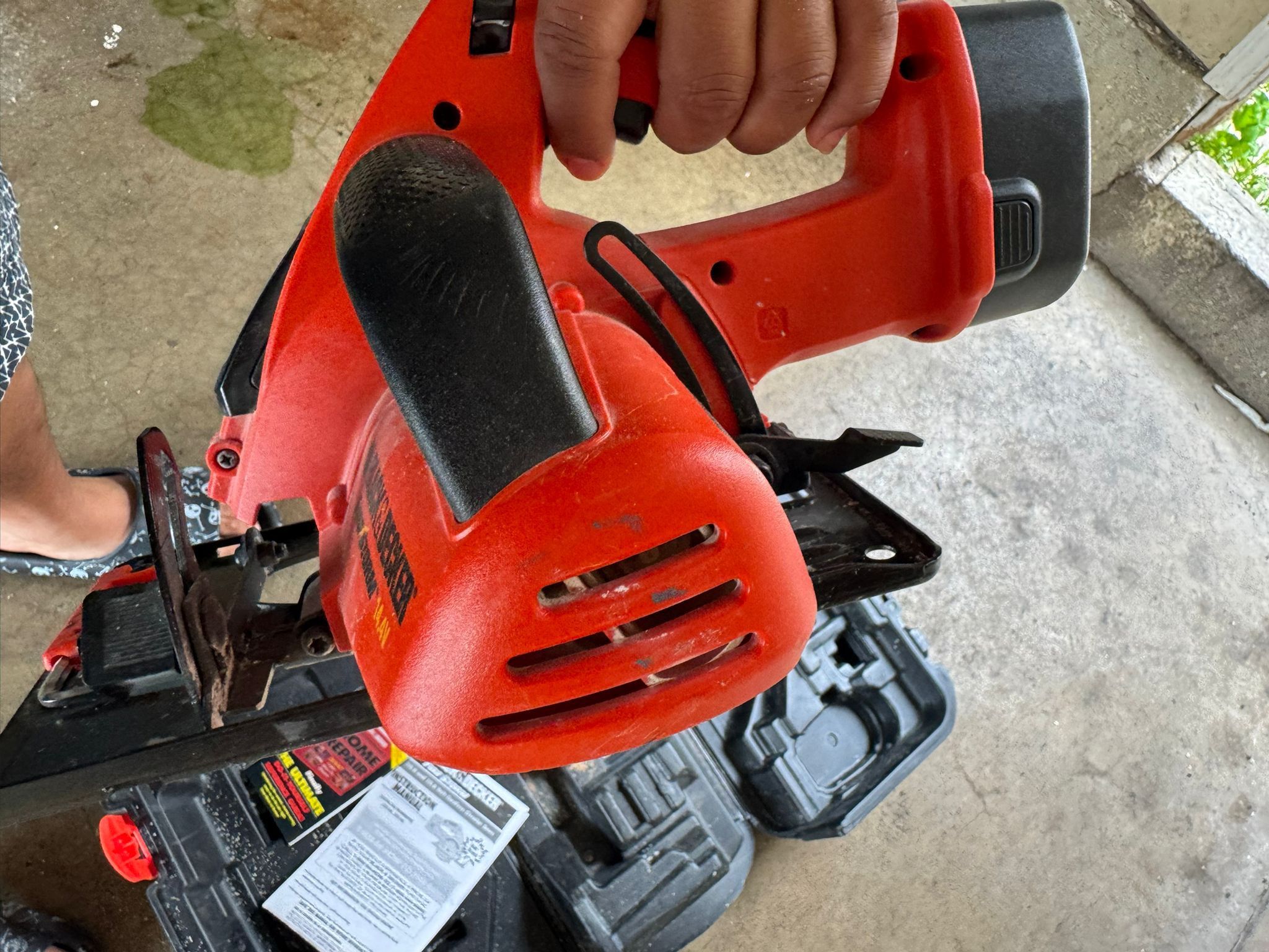 Black & Decker Cordless Volt Saws