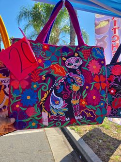 20%off Bolso ($35)tel (contact info removed)