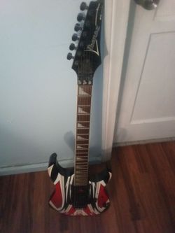 Ibanez electric guitar very clean