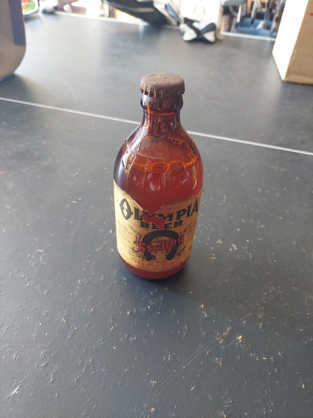 Olympia Stubby Full Bottle