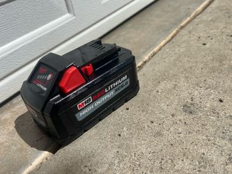 Brand New Milwaukee Battery $100 Firm