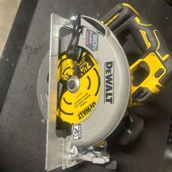 Dewalt Circular Saw