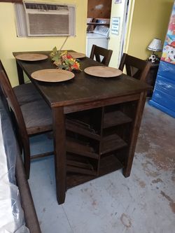Dining Table with 4 Chairs