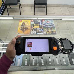 Nintendo Switch | With  grip controller | 4 Games |200GB SSD